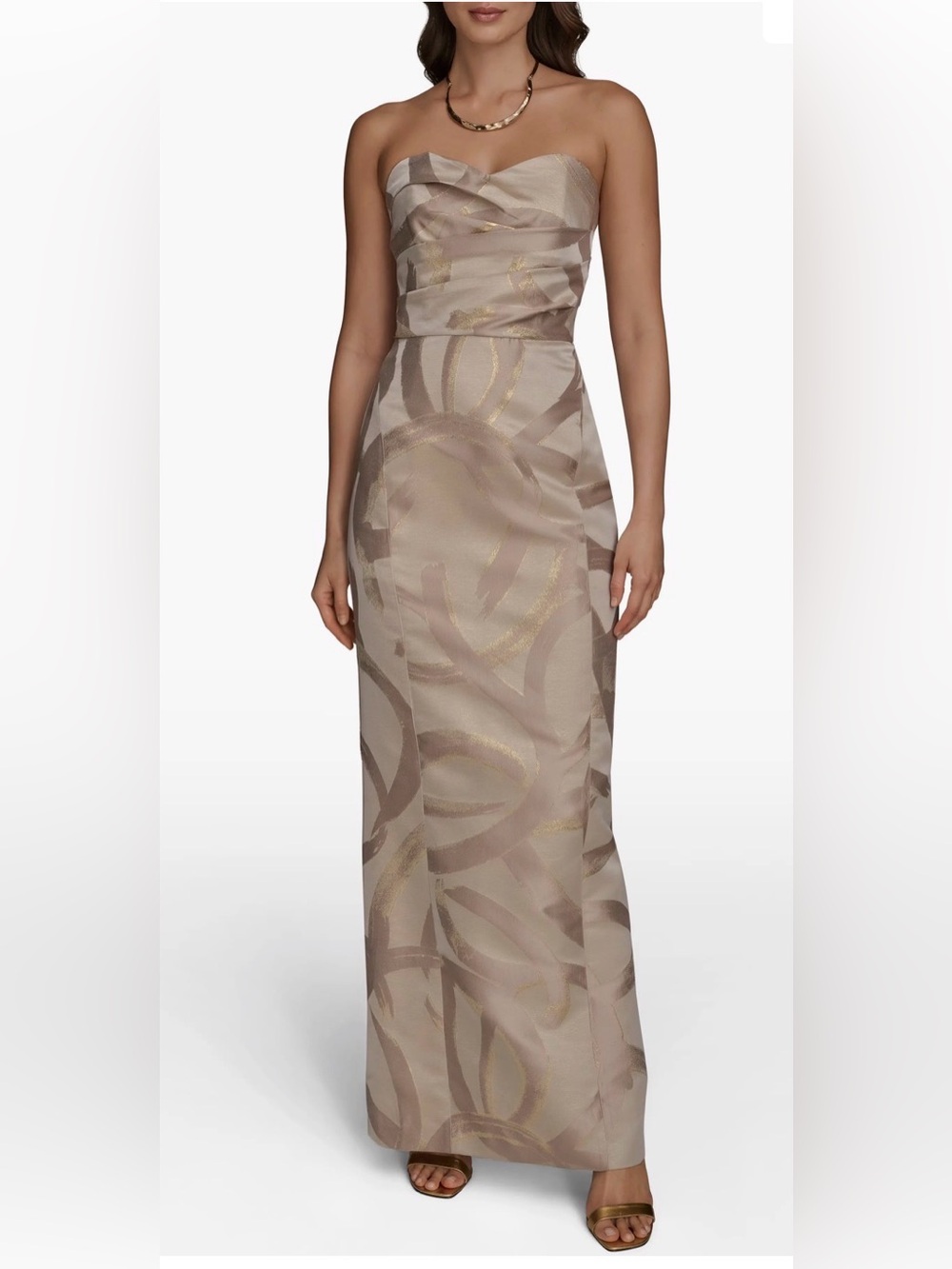 Pleated Metallic Strapless
Gown
Donna Karan